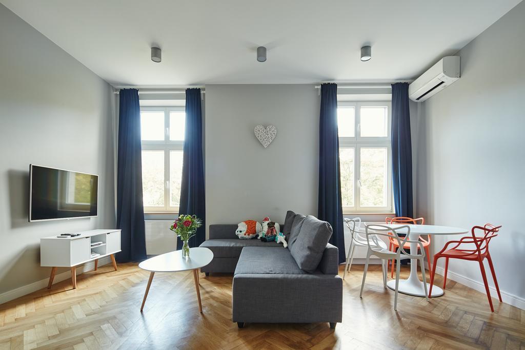 Playroom Aparthotel Krakow Exterior photo