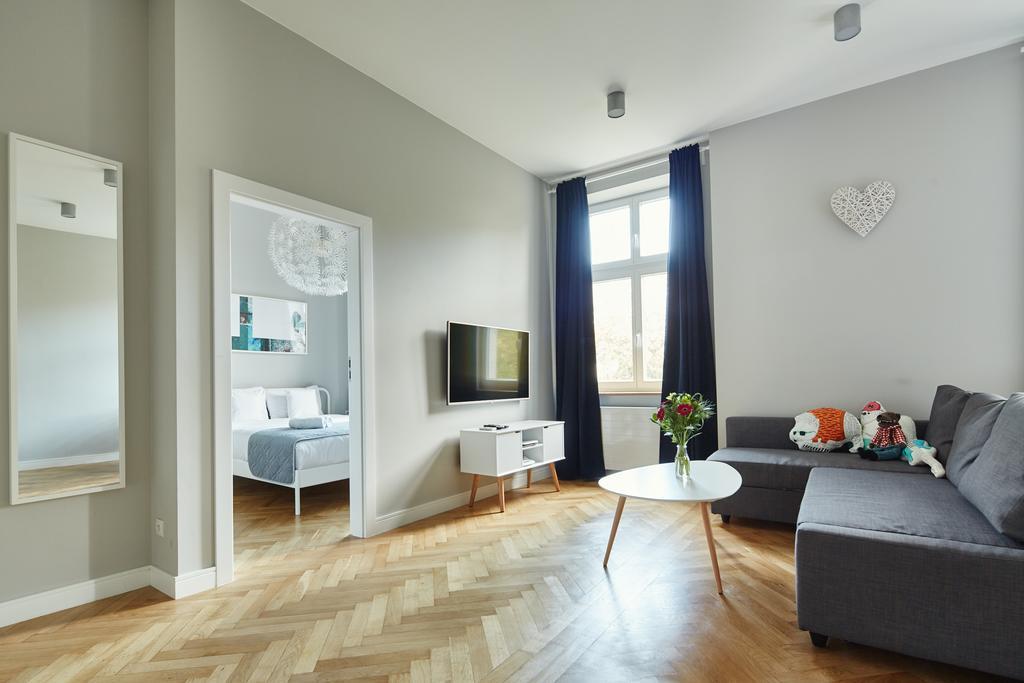 Playroom Aparthotel Krakow Exterior photo